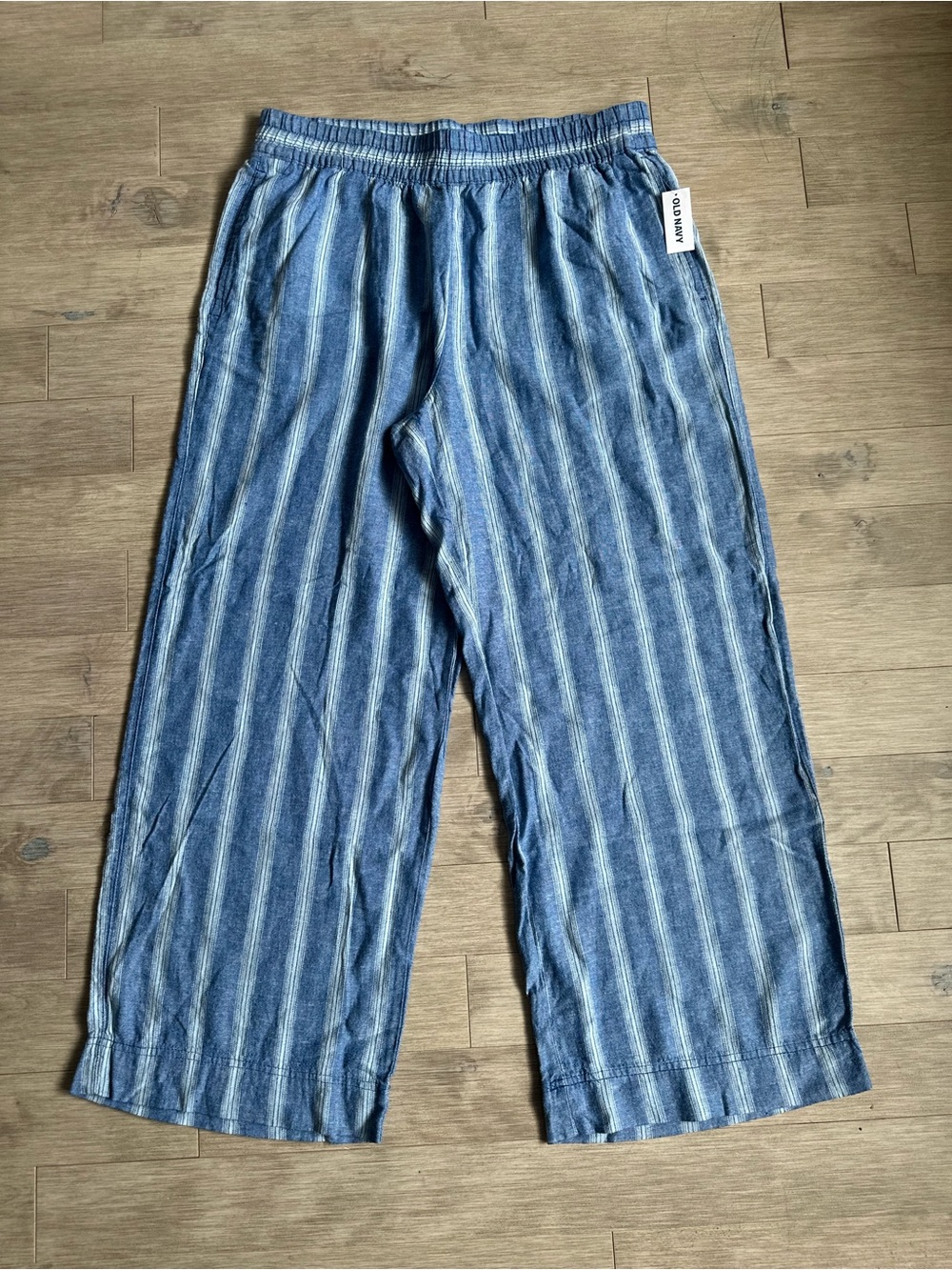 NWT Old Navy Blue and White Striped Wide-Leg Pull On Pants Size Large